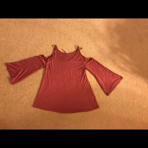 NWT active USA rose red tops women